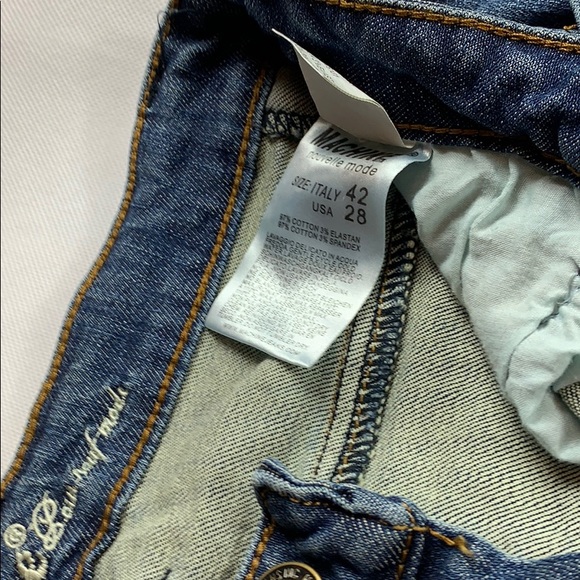 Skinny Leg Jeans - Picture 2 of 3